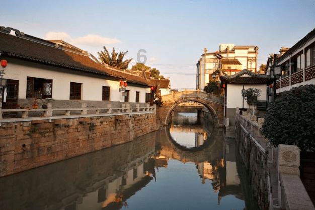 宋晓峰收徒仪式，场面比师傅赵本山还大，全程直播、弟子跪地敬茶